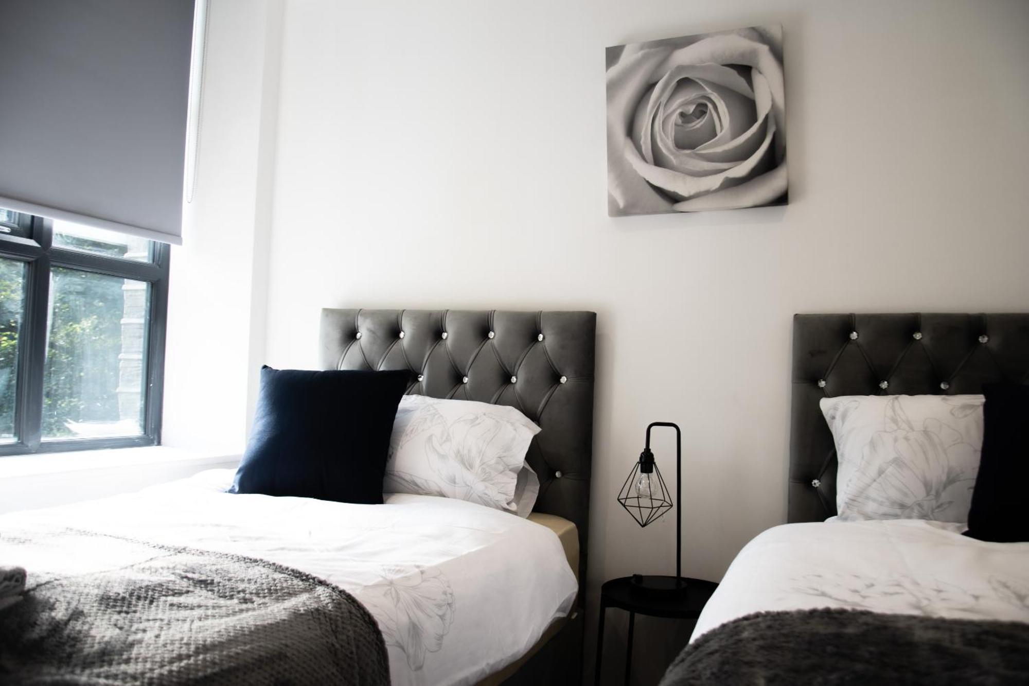 2-Bedroom With Breathtaking Views In Holmfirth Village, Huddersfield Phòng bức ảnh
